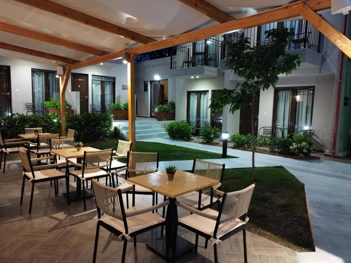 Oro Hotel Skiathos Town Exterior photo